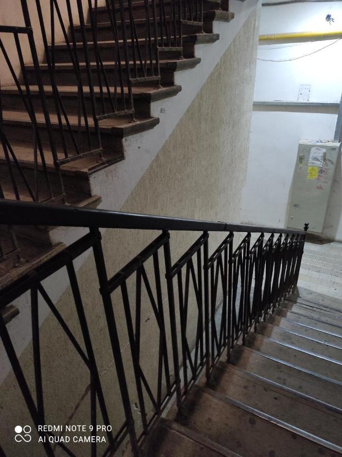 Двокімнатна Квартира В Центрі Міста Lviv Exteriör bild